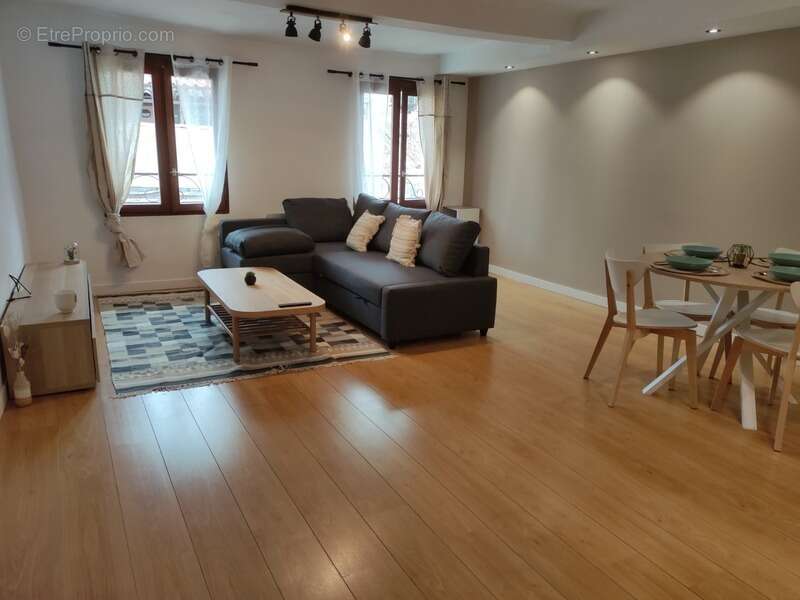 Appartement à DRAGUIGNAN