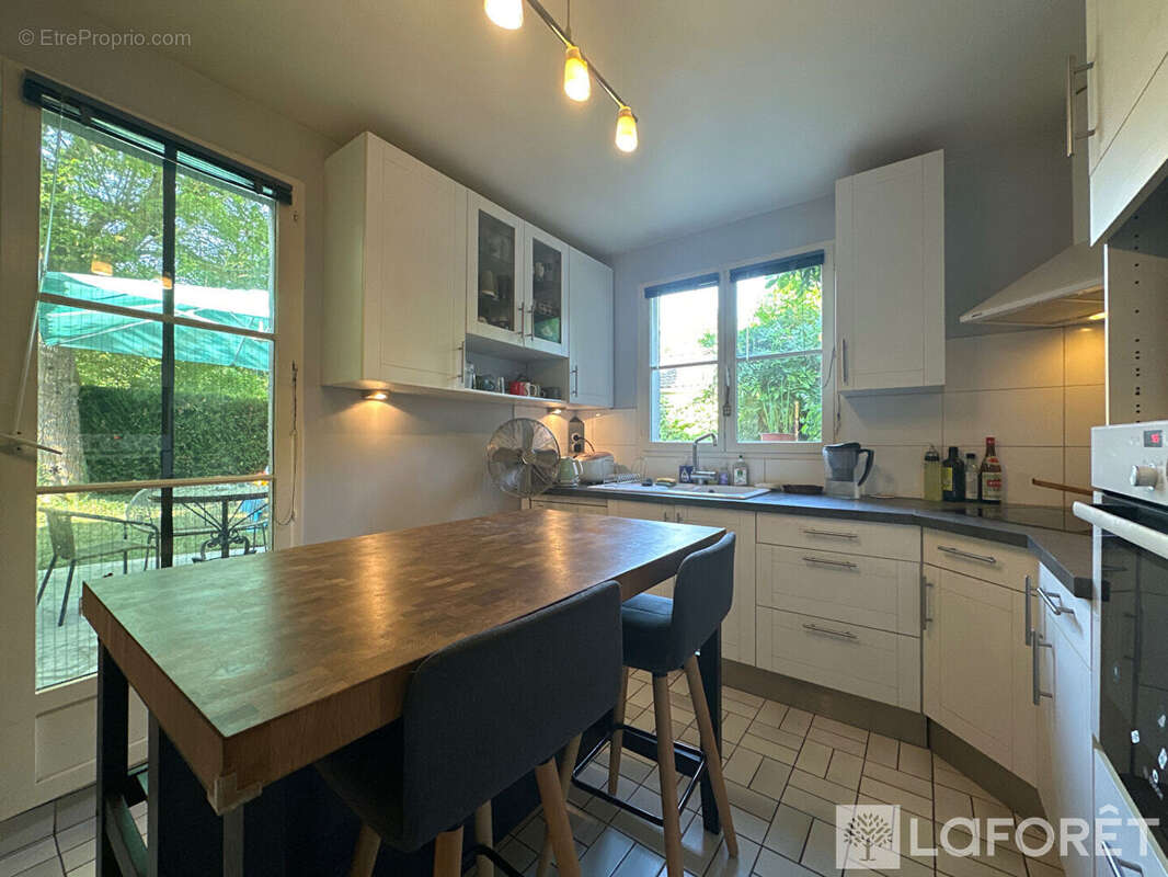 Maison à GIF-SUR-YVETTE