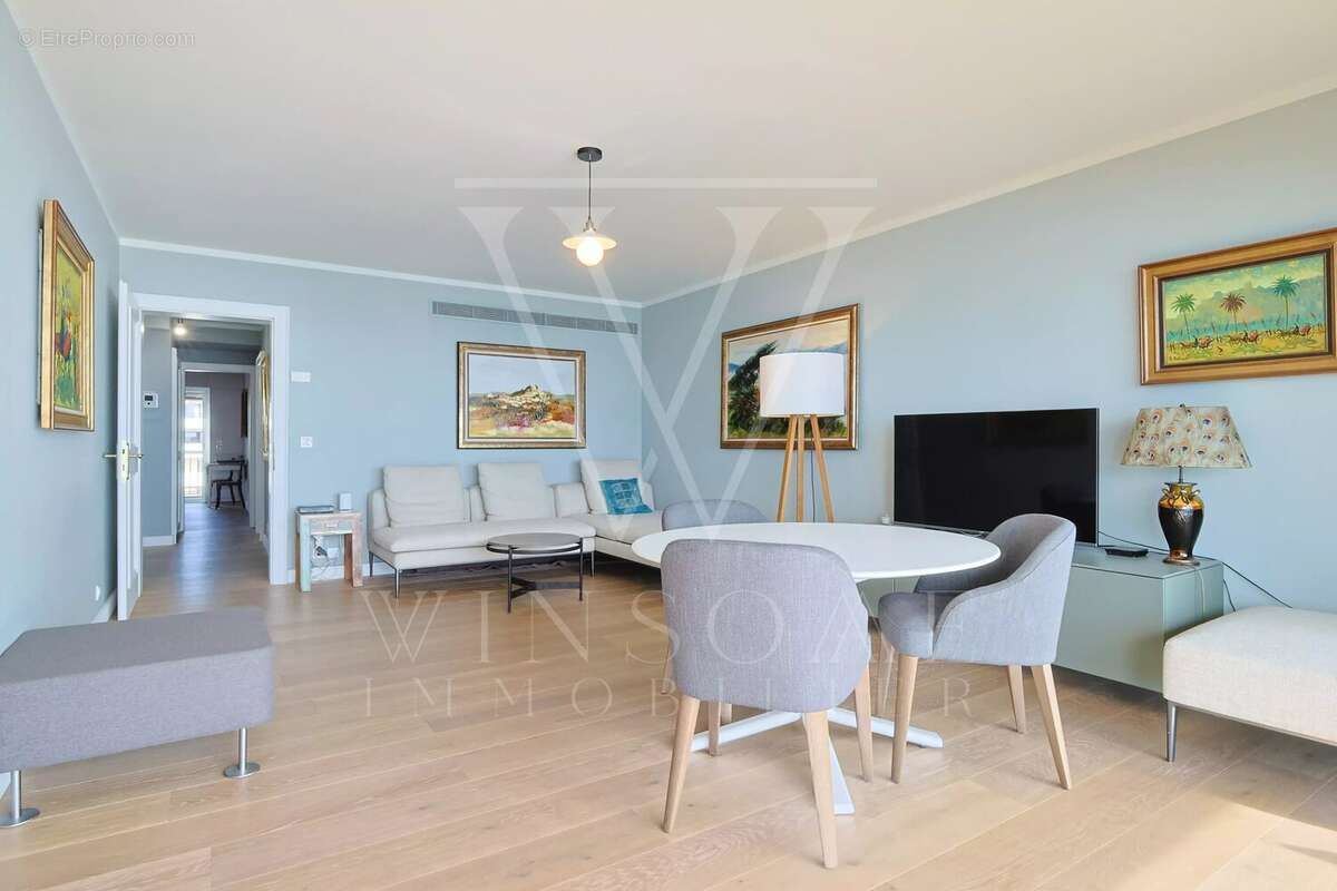 Appartement à CANNES