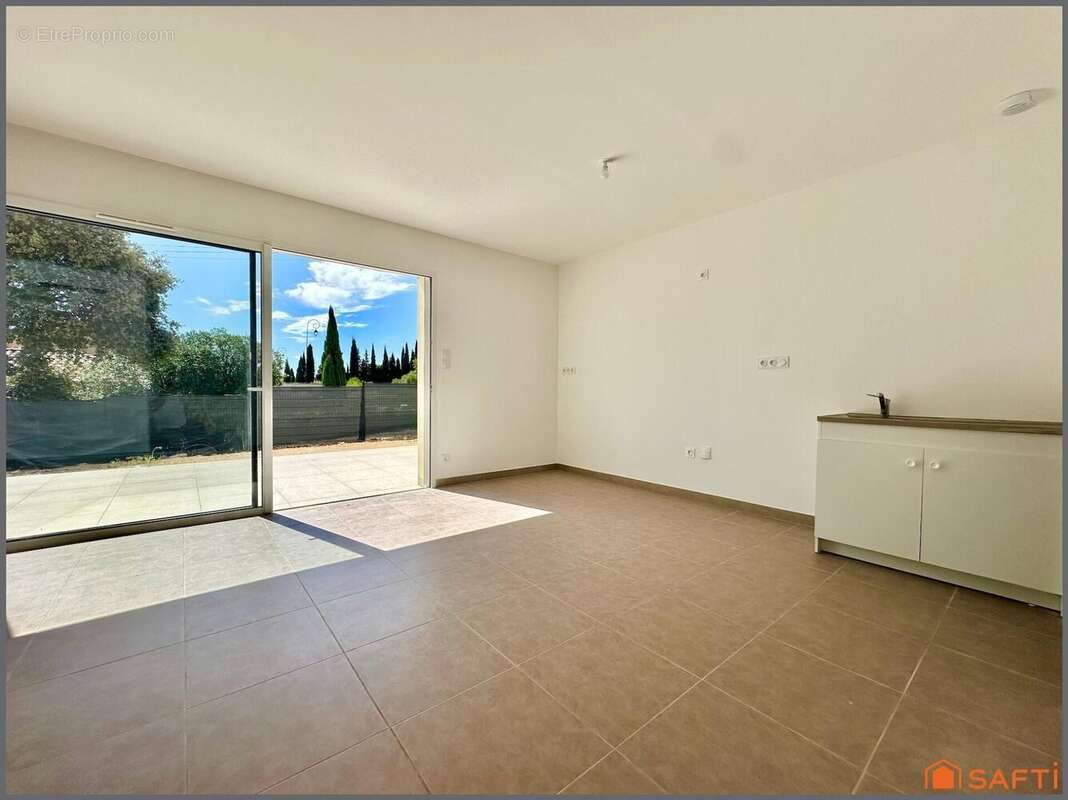 Photo 2 - Maison à TAVEL