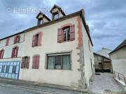 Appartement à BELLENAVES