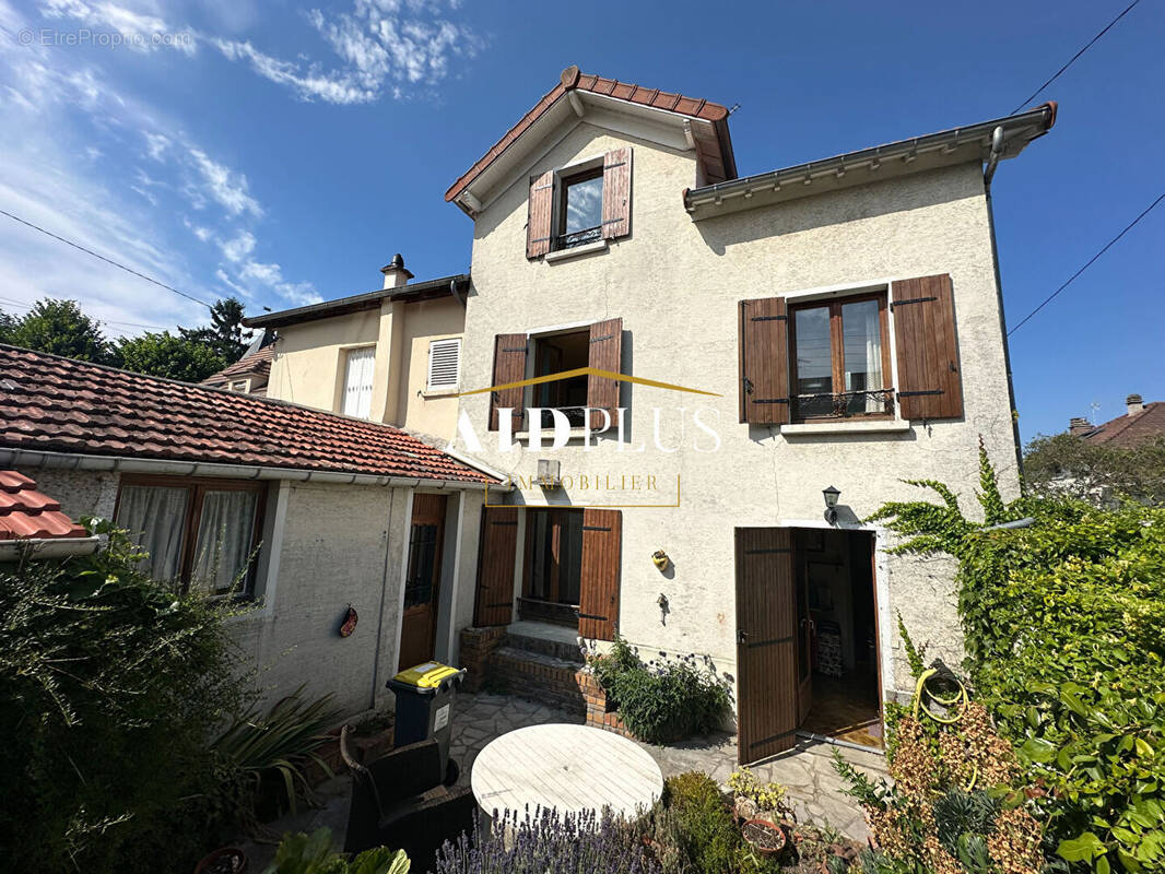 Maison à SAINT-LEU-LA-FORET