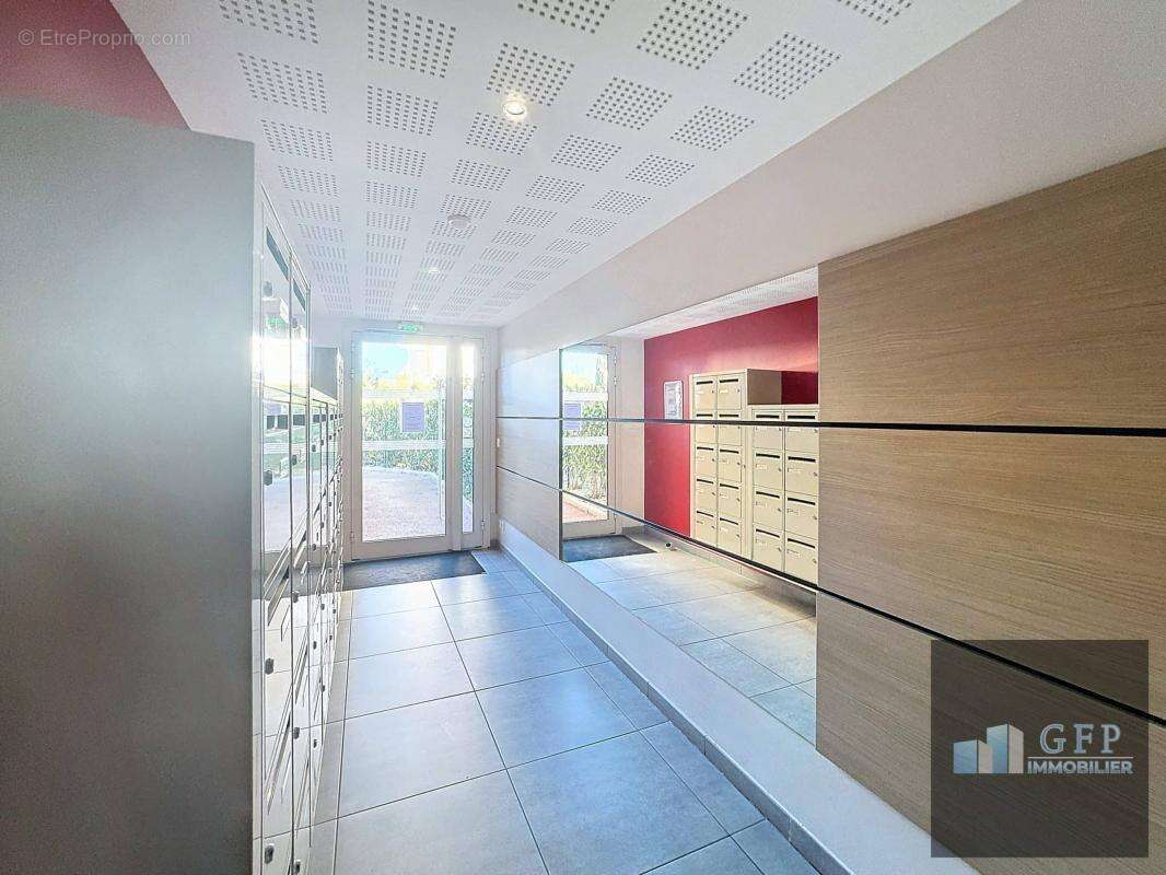 Appartement à BORMES-LES-MIMOSAS