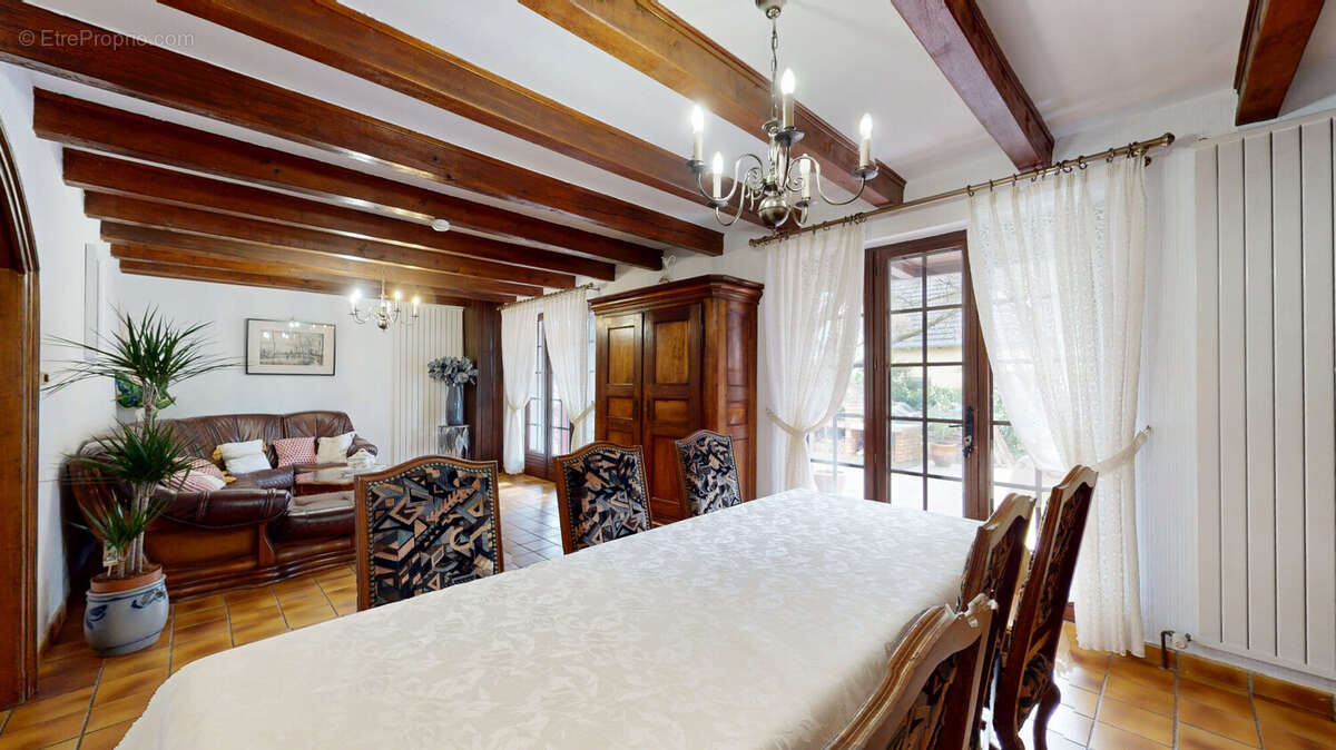 Maison à ERNOLSHEIM-BRUCHE