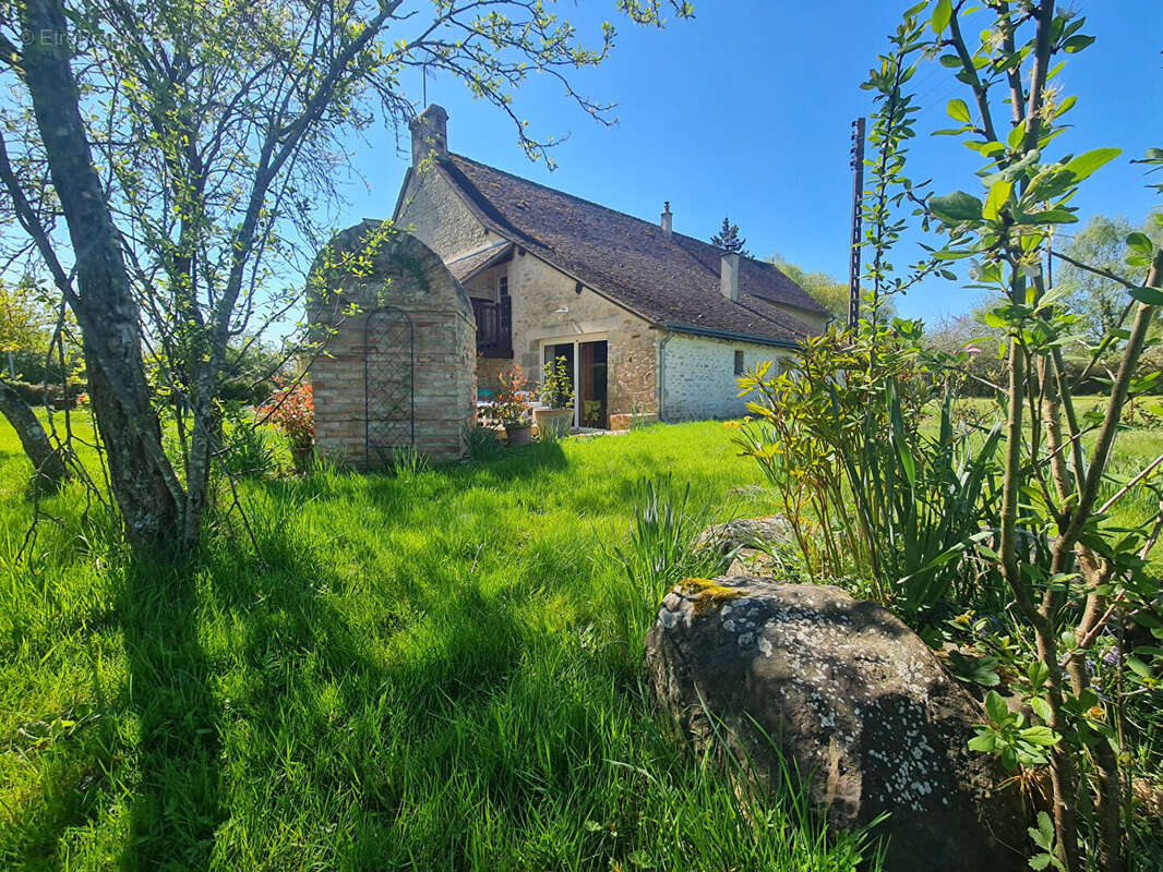 Maison à SAINT-RIGOMER-DES-BOIS