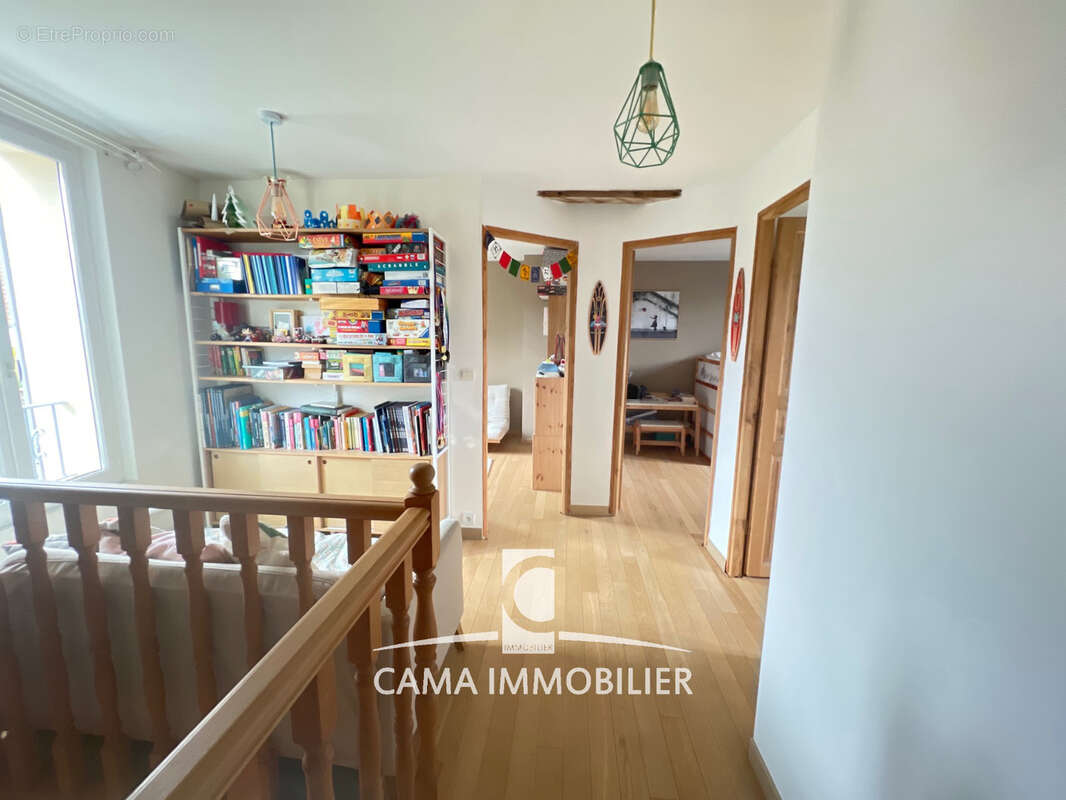 Maison à LES LOGES-EN-JOSAS