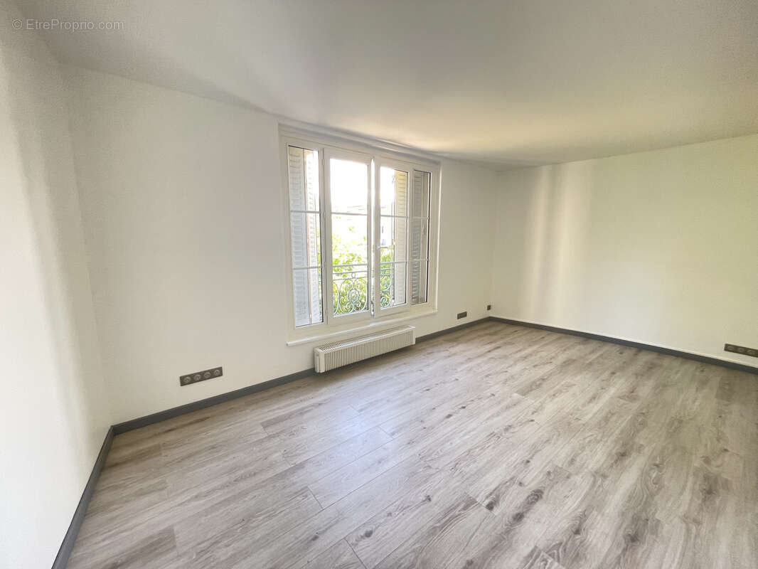 Pontoise proche gare bel  appartement duplex 5 pieces 142 m2 avec jardin terrasse parking - photo 14