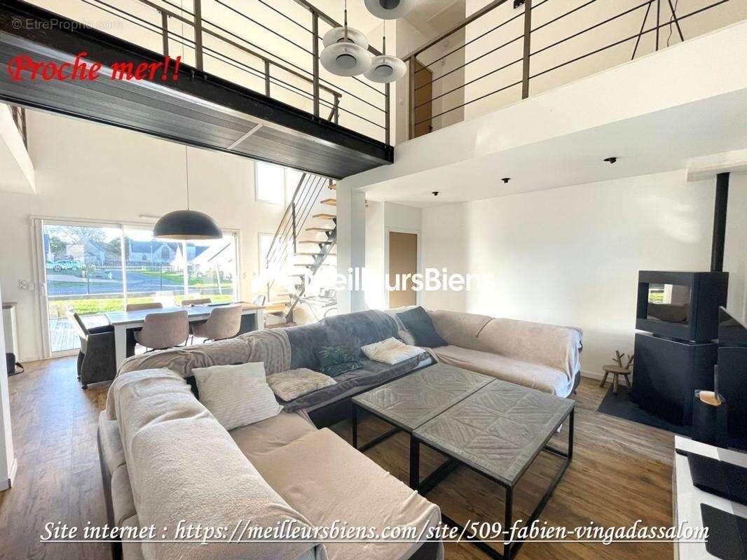 Maison à PLOUGRESCANT