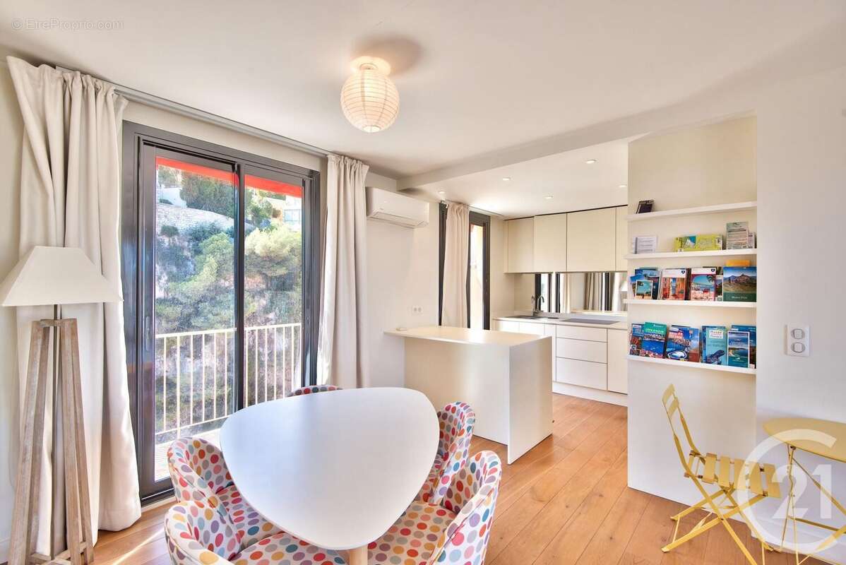 Appartement à VILLEFRANCHE-SUR-MER