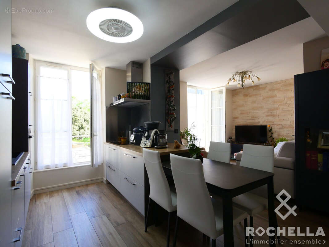 Appartement à PERIGNY