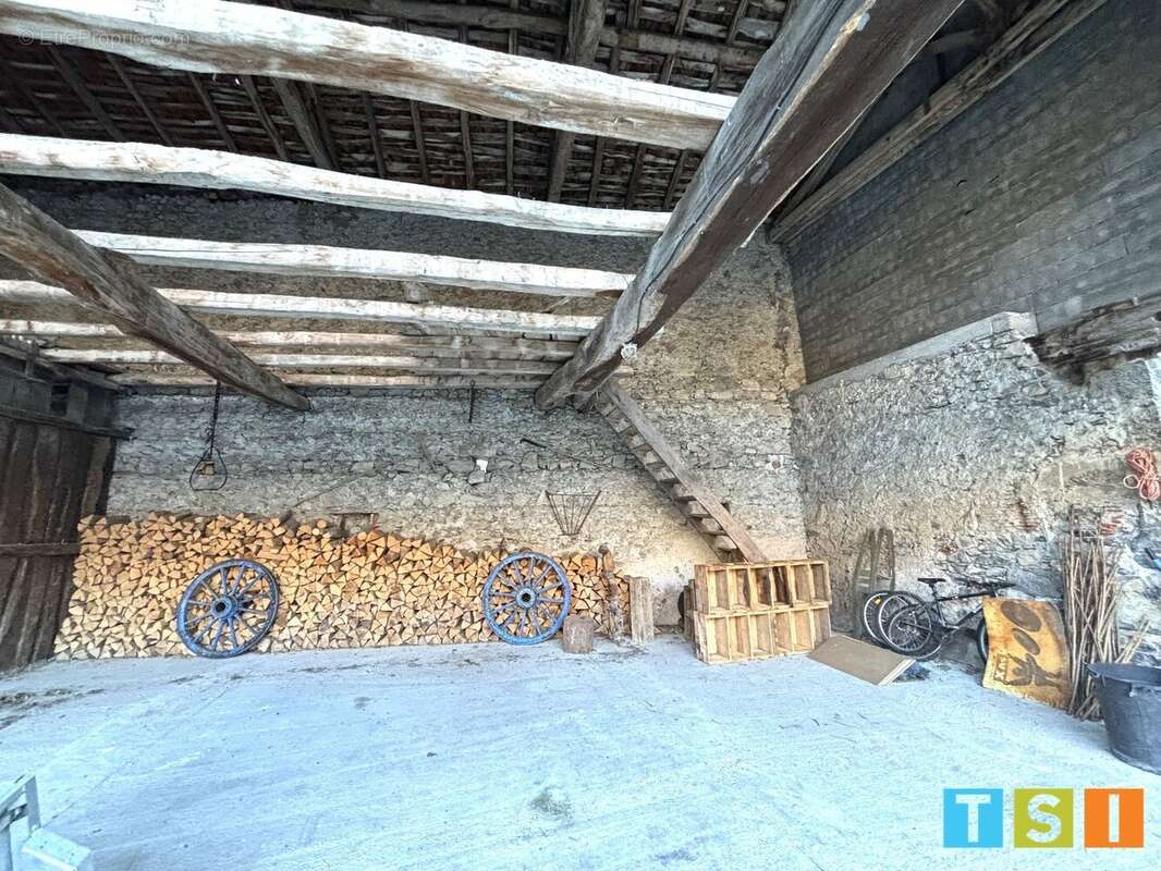 Maison à LOURES-BAROUSSE