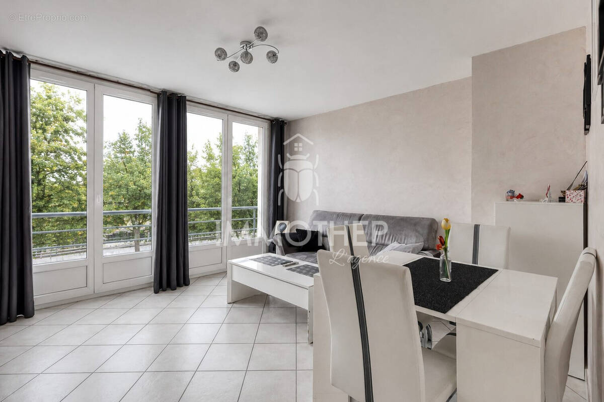 Appartement à SASSENAGE