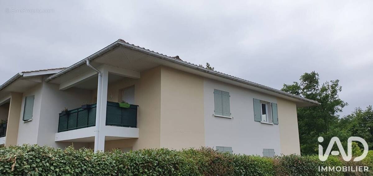 Photo 1 - Appartement à SALLES