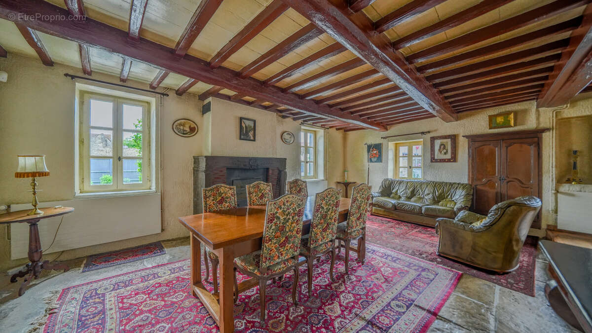Maison de 140 m2 située a Effiat - photo 12