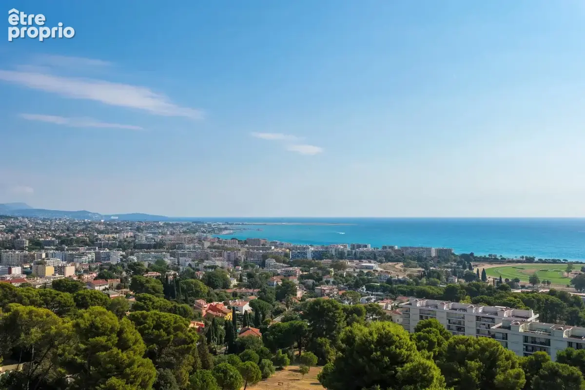Photo Appartement à Cagnes-Sur-Mer au prix de 599 000€