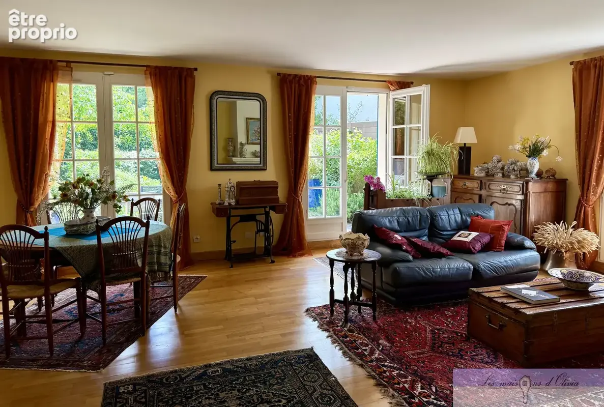 Sucy-en-Brie   Quartier du Fort, belle maison familiale au calme, 140 m2, jardin et garage - photo 2