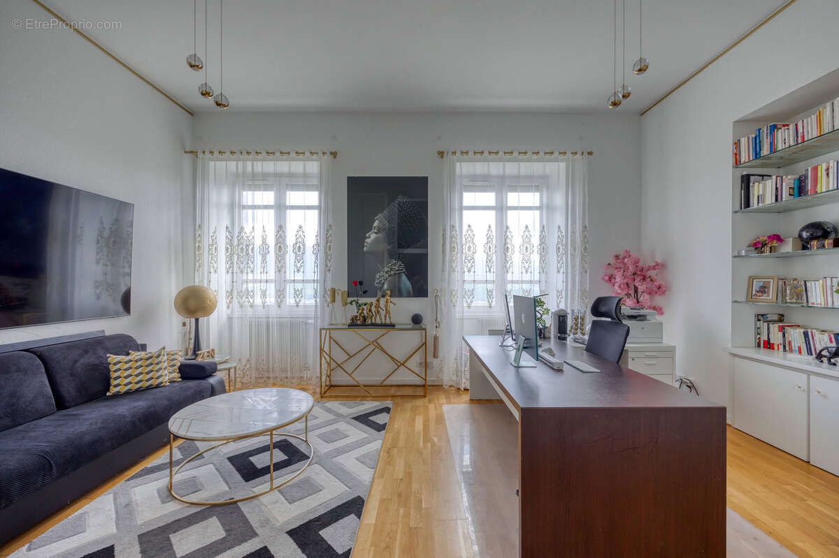 Appartement à CORENC