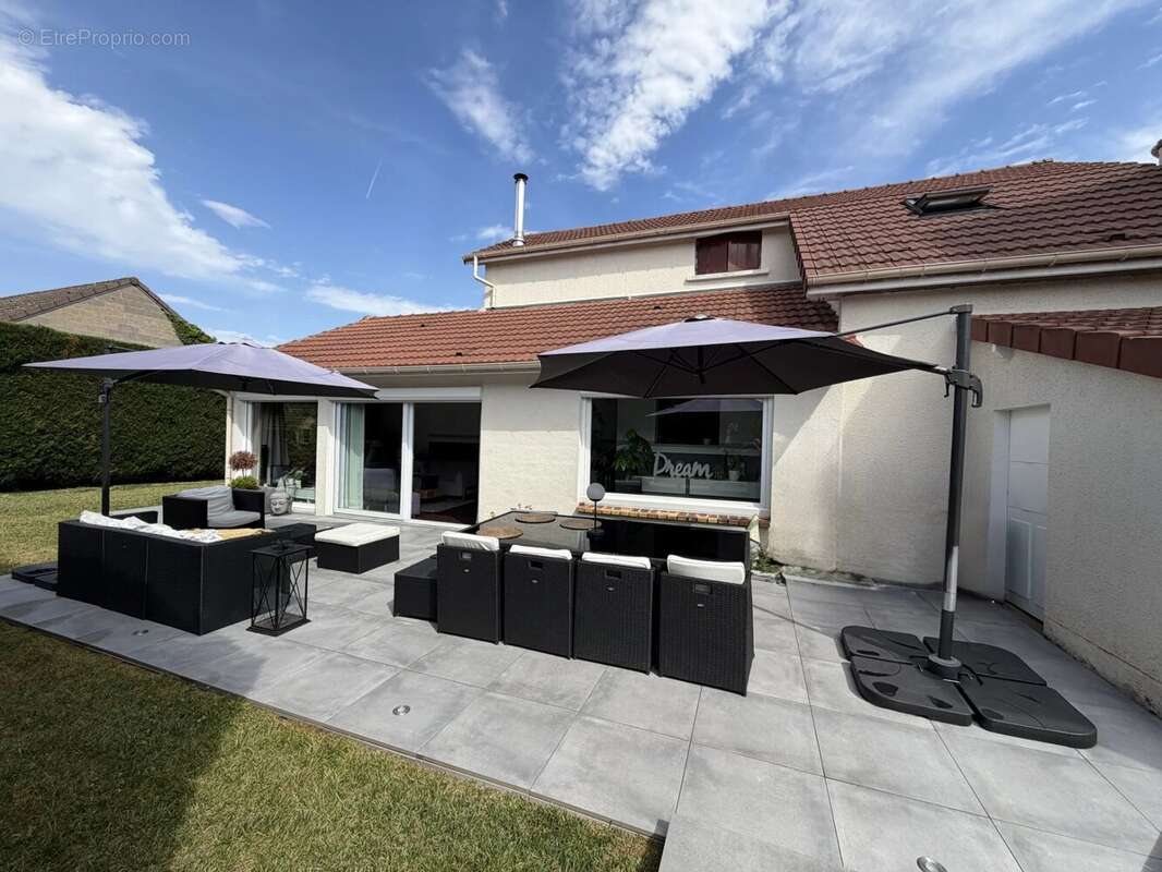 Maison à LA VERRIERE
