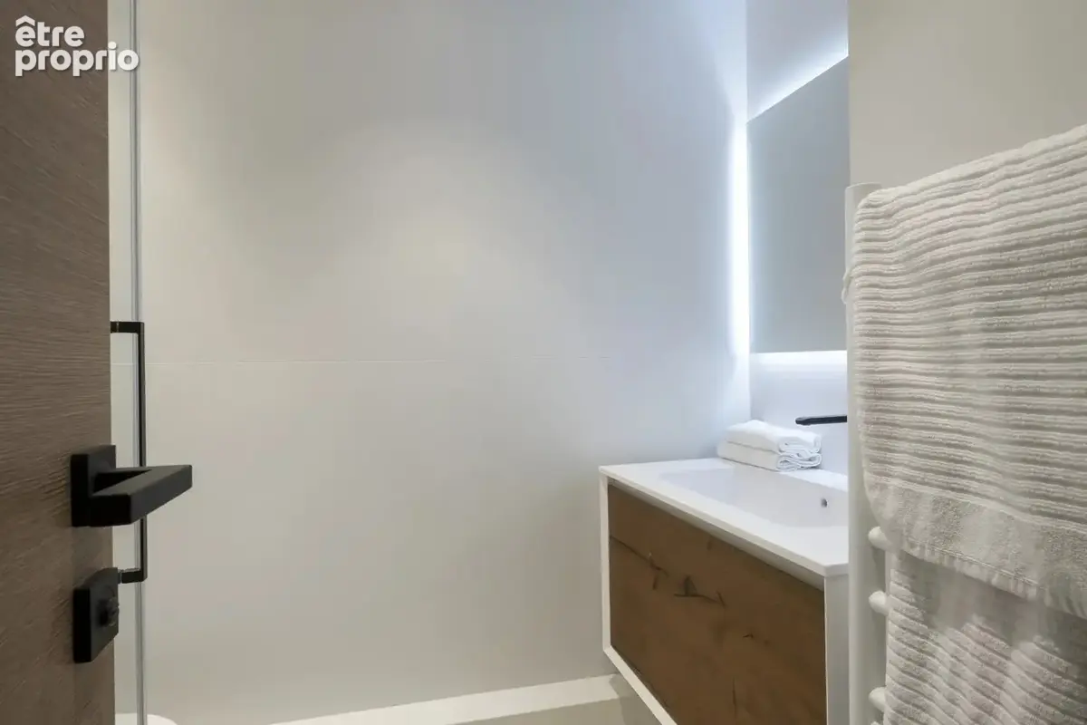 Cannes La Californie Vue Mer Superbe 4 pièces de 92 m² - photo 16