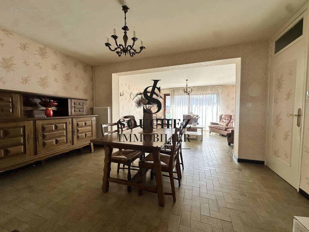 Maison 91 m² à Sainte-Catherine  - photo 2