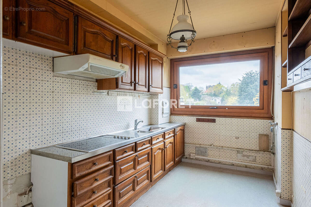 Appartement à LA CELLE-SAINT-CLOUD