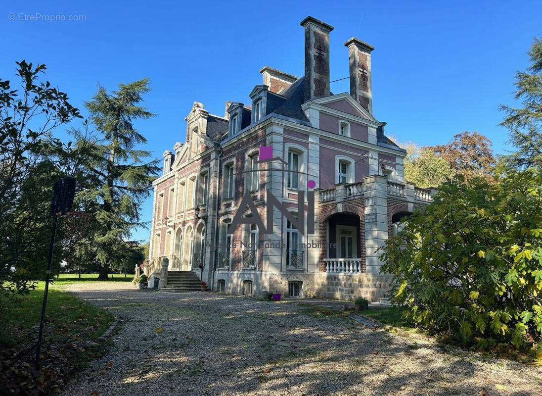 Autre à VARNEVILLE-BRETTEVILLE