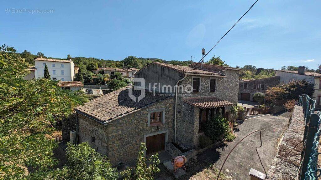 Maison à ANTUGNAC