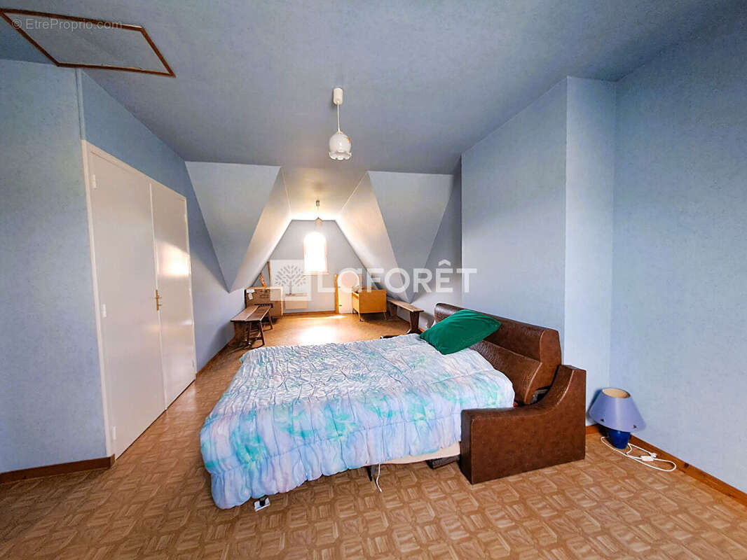 Maison Carentoir 150m² 5 chambres sous sol terrasse jardin clos - photo 9