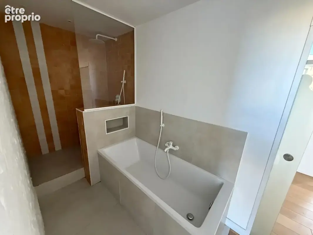 Lille centre loft 88,13 m² - 2 chambres - parking - photo 10