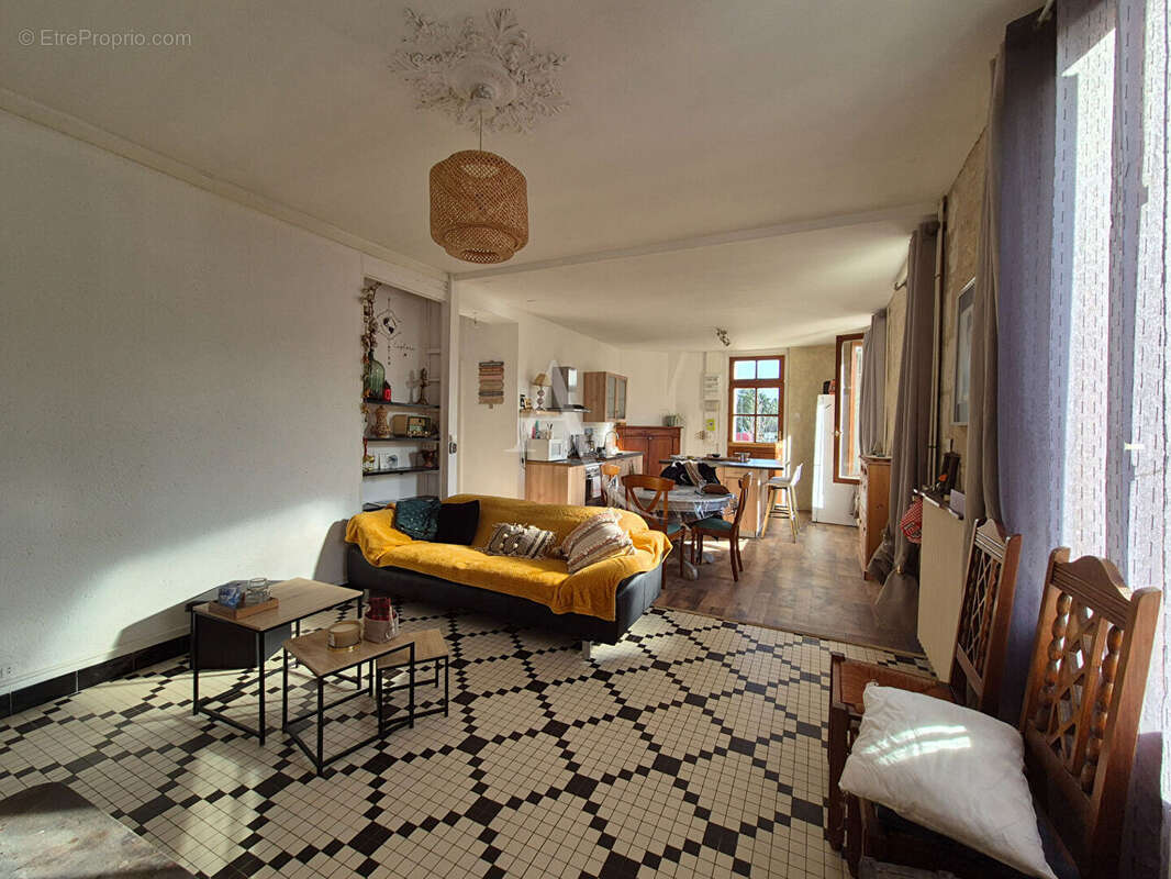 Maison à CHAMBOURG-SUR-INDRE