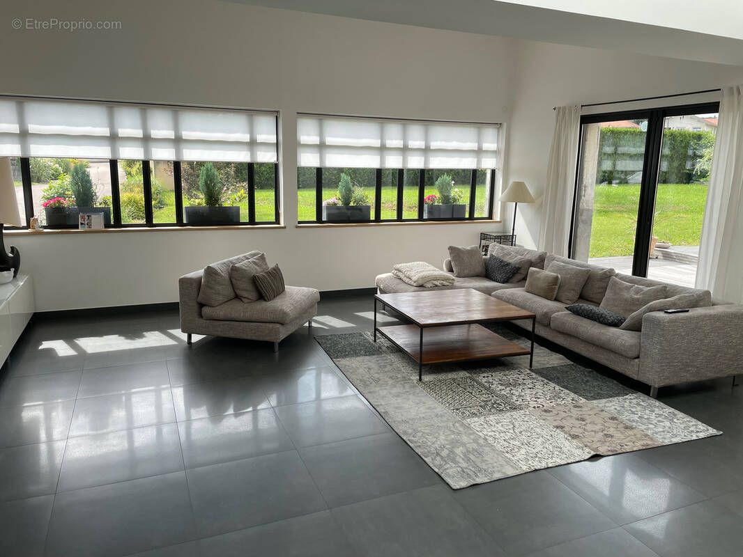 Maison à LUXEUIL-LES-BAINS