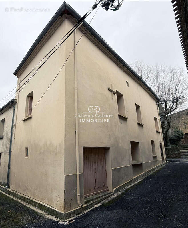 Maison à CUBIERES-SUR-CINOBLE