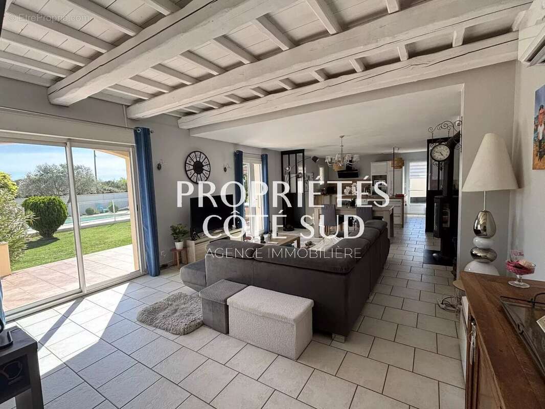 Maison à ROCHEFORT-DU-GARD