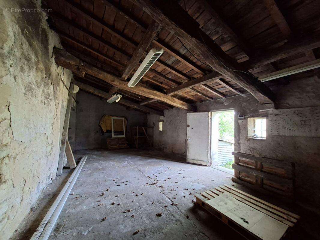 Maison à SAINT-ESTEPHE