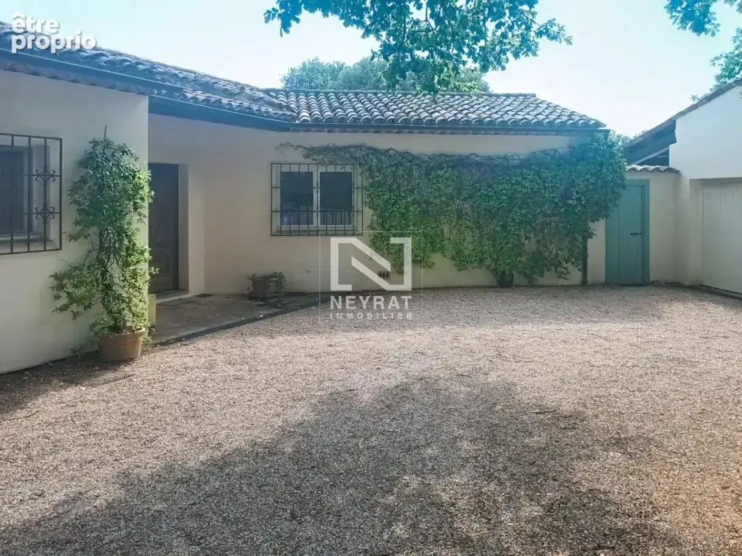 Photo Maison à Tourrettes au prix de 620 000€