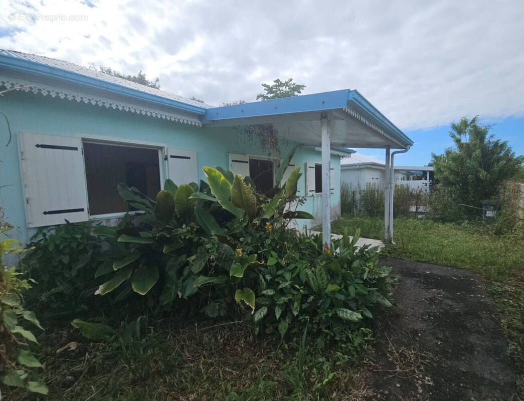 Photo 1 - Maison à SAINT-BENOIT
