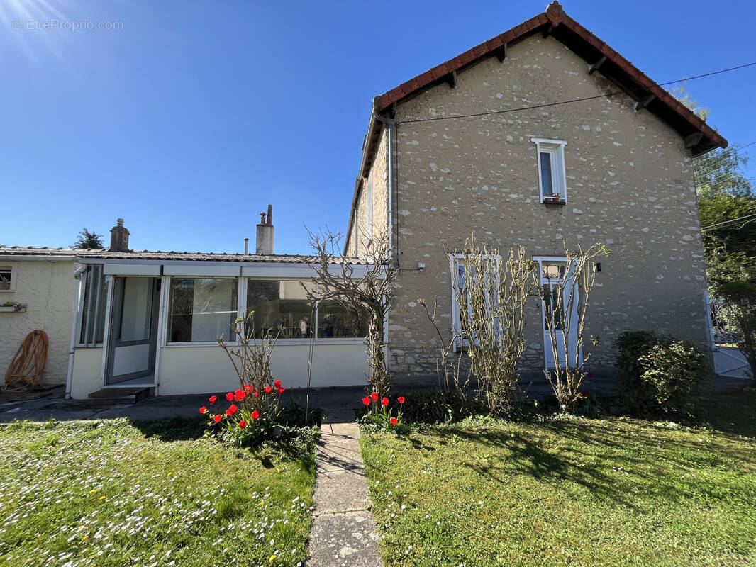 Maison à MALESHERBES