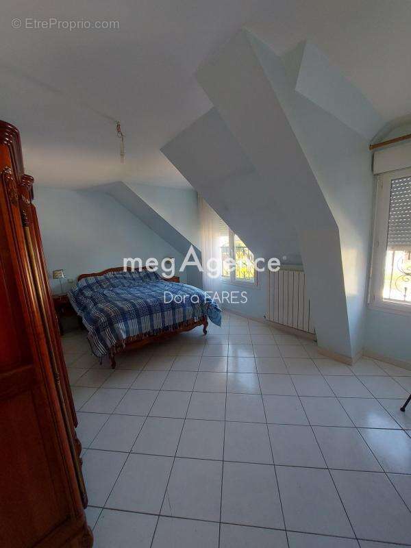 Maison à PLAISIR