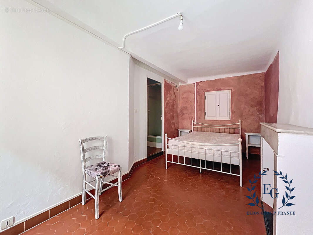 Maison à BESSE-SUR-ISSOLE