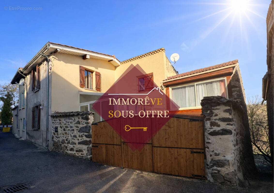 Maison à LIMONY