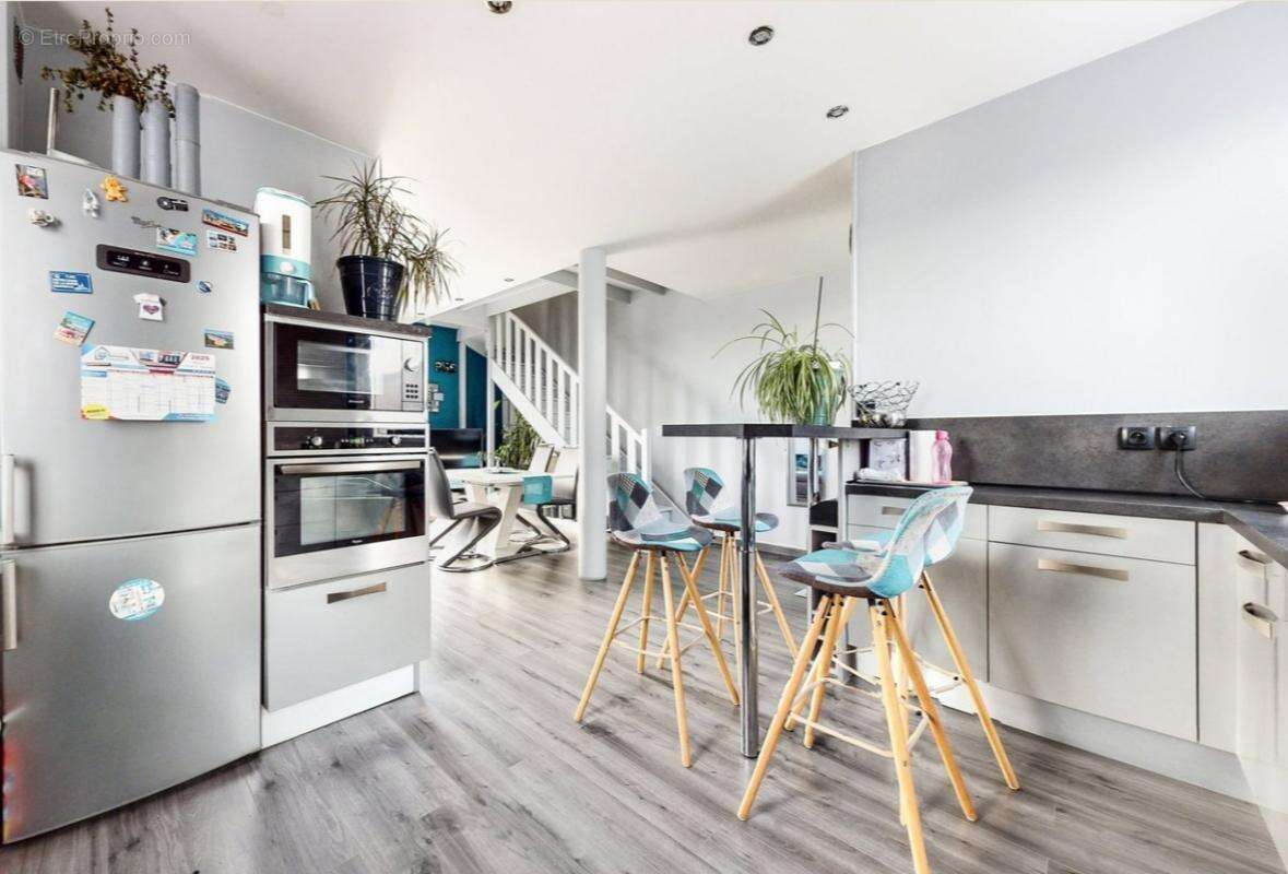 Appartement à MOISSY-CRAMAYEL