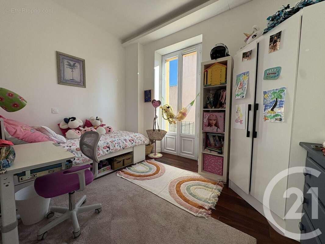 Appartement à BORMES-LES-MIMOSAS