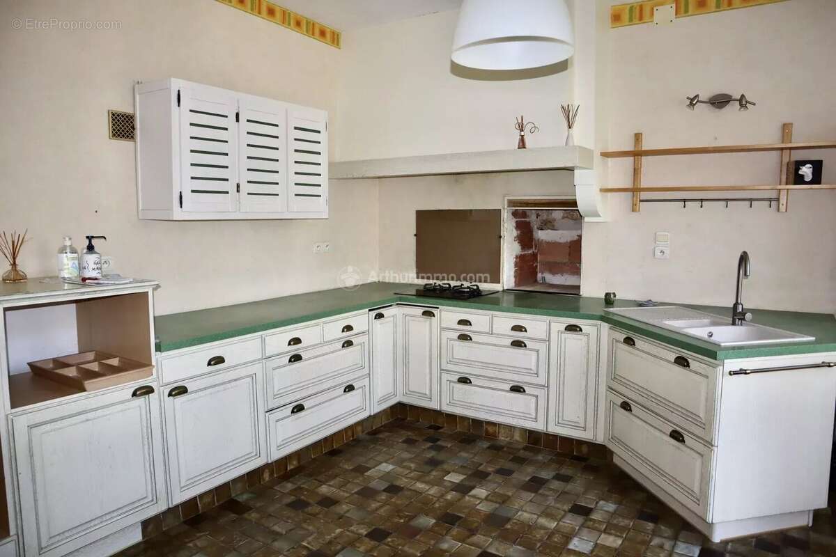 Maison à LA CHARTRE-SUR-LE-LOIR