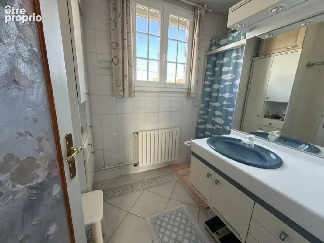 Maison 5 pièces 69 m² à vendre à Saint-Doulchard (18230) - photo 8