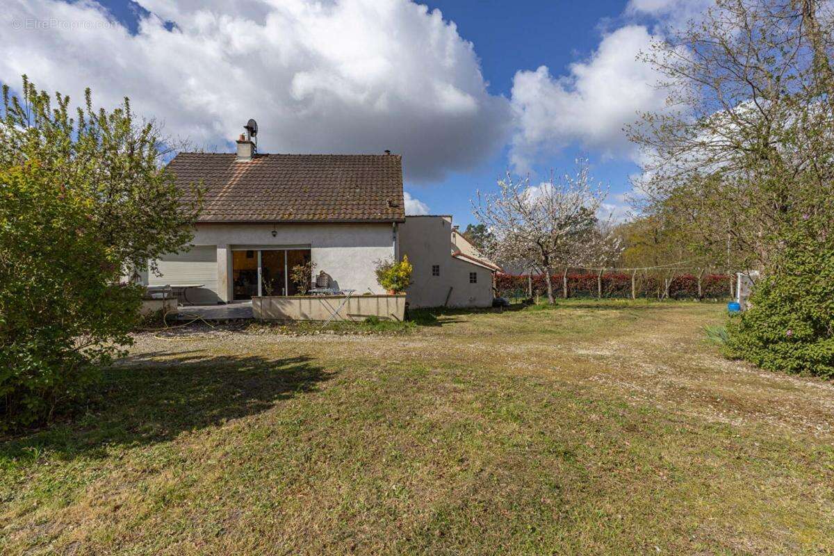 Maison à SELLES-SUR-CHER
