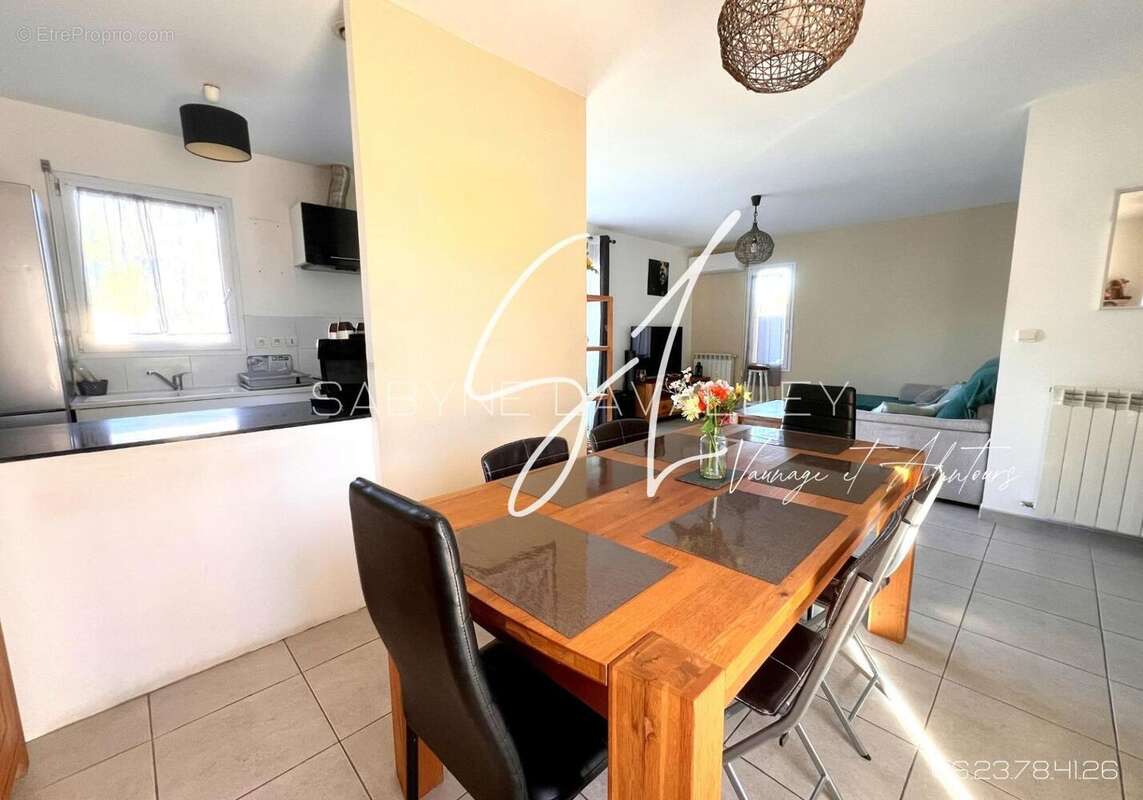 Photo 2 - Maison à REDESSAN