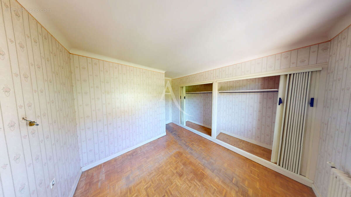 Maison  6 pièce(s) - photo 9