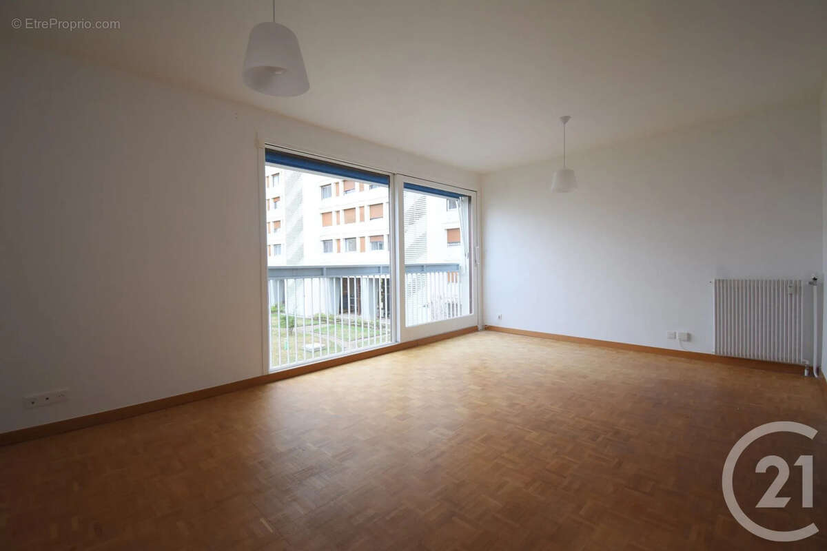 Appartement 68 m² à Vichy  - photo 5