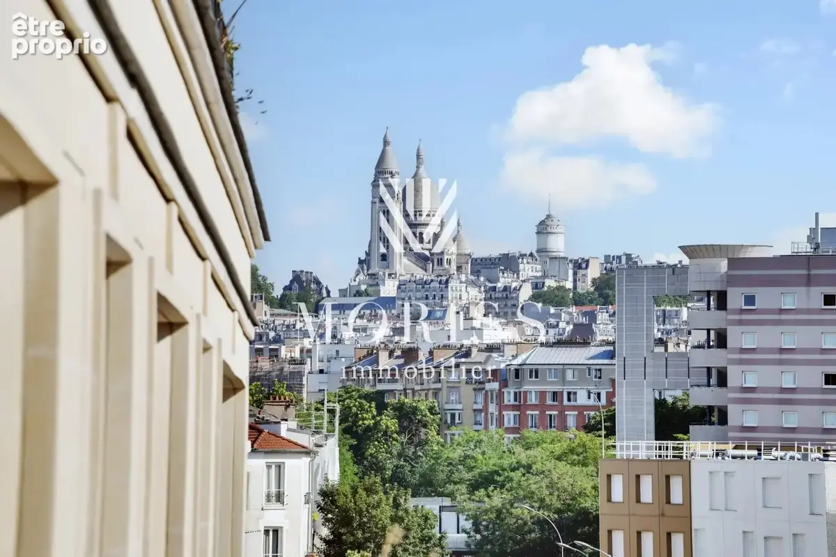 Saint-Ouen-sur-Seine – Superbe 2 pièces avec balcon et vue dégagée sur Montmartre - photo 11