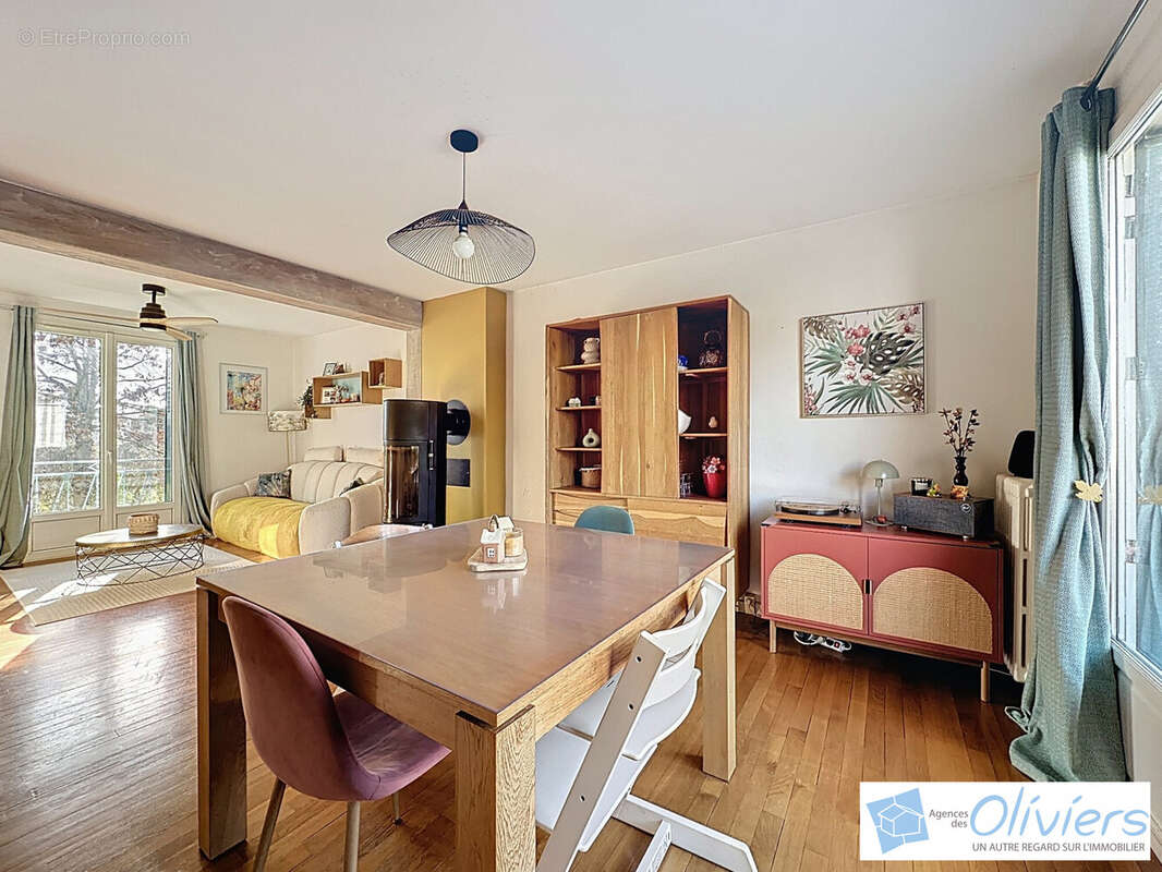 Maison à CERNAY-LA-VILLE